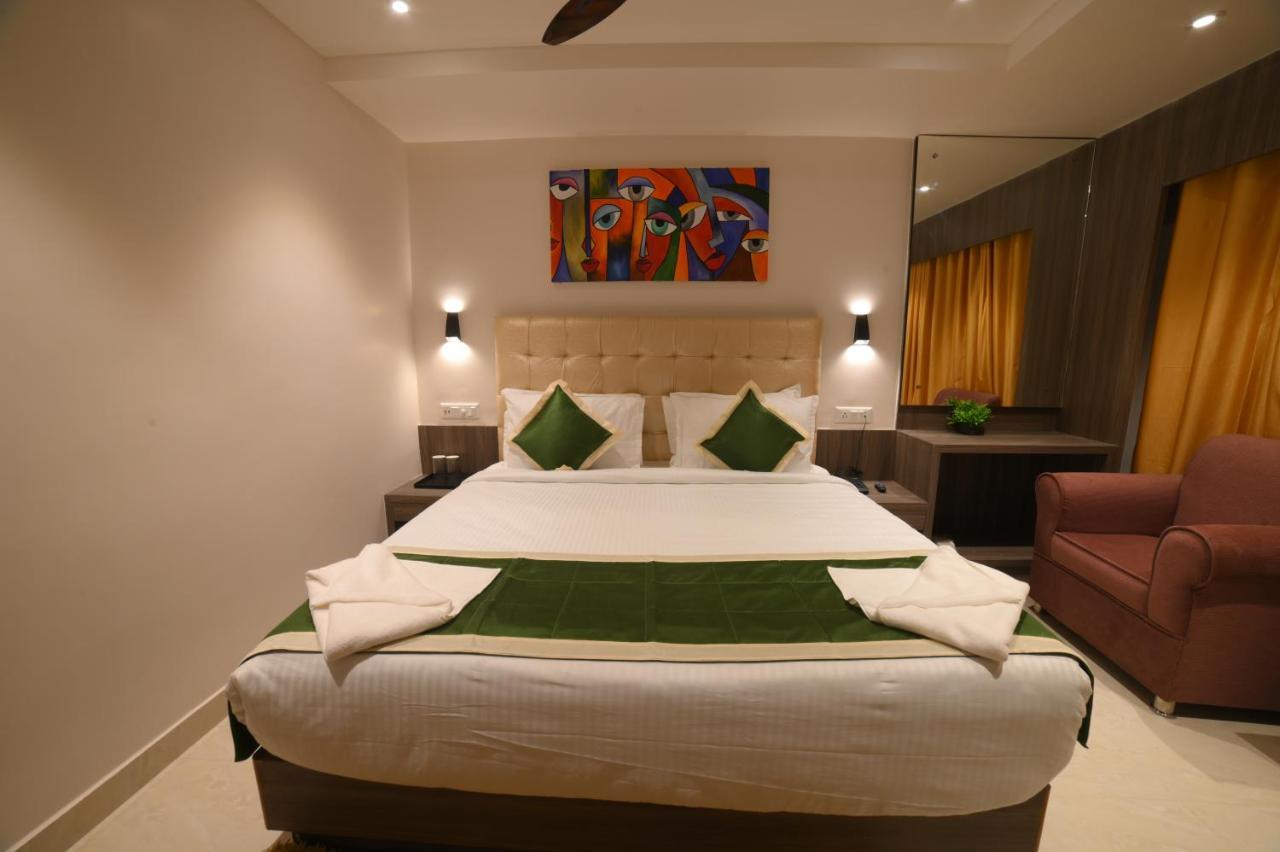 Hotel Bipasha Port Blair Exteriör bild